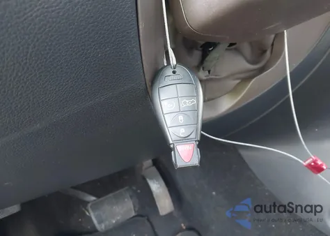 2012 Jeep Grand Cherokee Overland из США, поврежденный, VIN 1C4RJFCT8CC184328